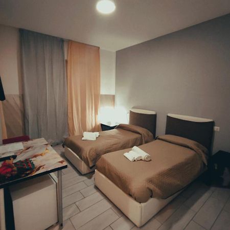 Neapolis Center Bed and Breakfast Exteriör bild